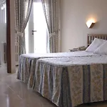 Otel Troncoso 3*